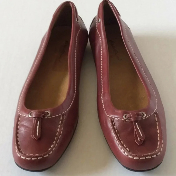 Eddie Bauer Cognac Leather Tassel Flats Size 7 - Picture 2 of 9